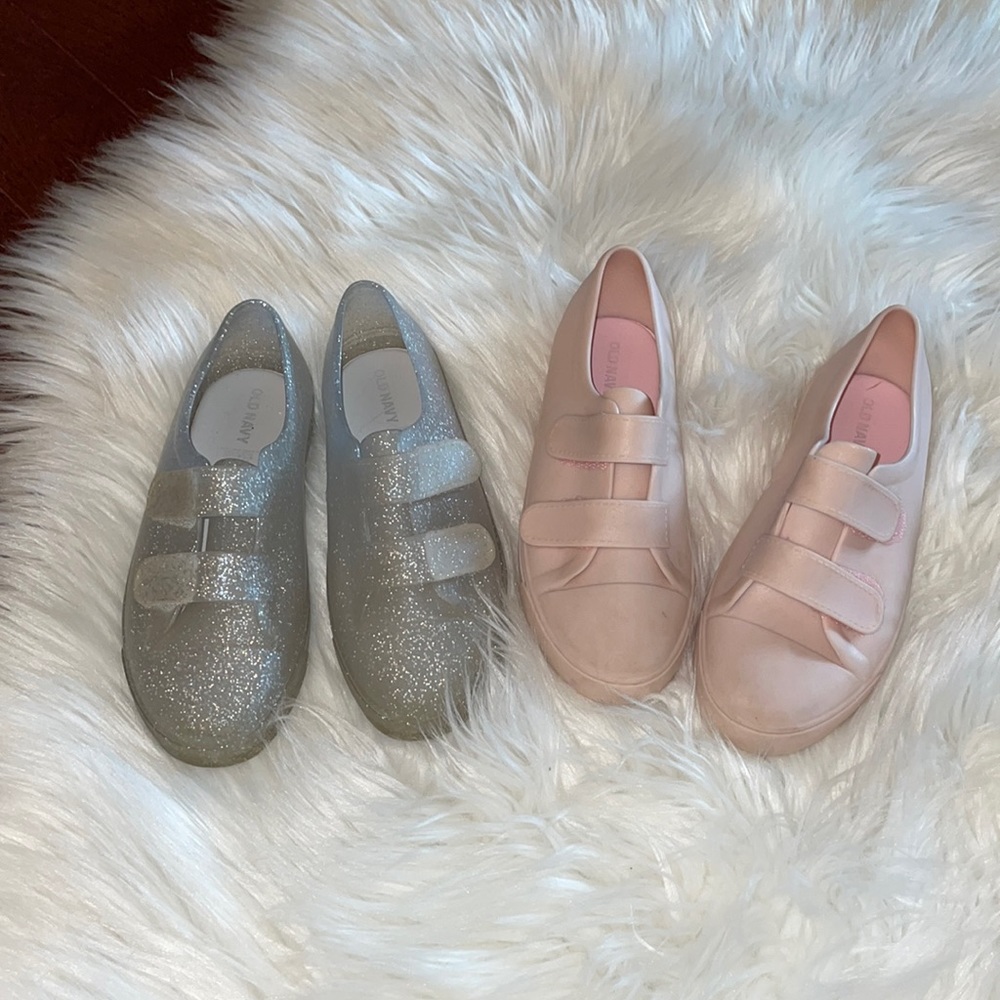 Bundle of 2 Girls Old Navy Velcro jelly sneakers- Size 11